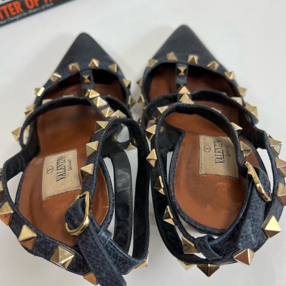 Valentino Garavani Rockstud Heels Ankle Strap Pumps - Picture 7 of 16